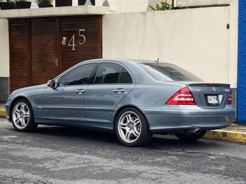 W203 C-Class (2000-2007) - C280