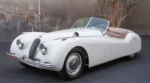 Jaguar - XK120