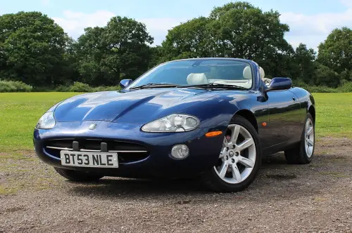 Jaguar - XK8