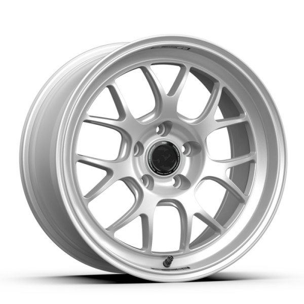 fifteen52 - fifteen52 Apex RSR 18x9.5 5x120 22mm ET 72.56mm Center Bore Radiant Silver - RSARS-89552+22