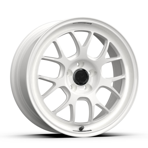 fifteen52 - fifteen52 Apex RSR 18x9.5 5x114.3 38mm ET 73.1mm Center Bore Rally White - RSARW-89554+38