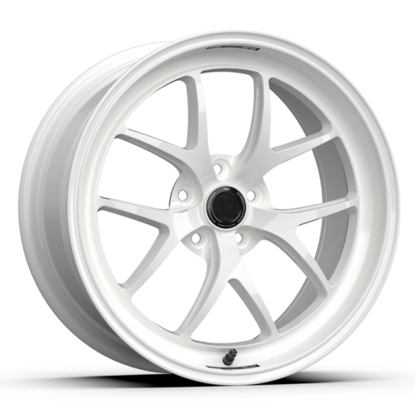 fifteen52 - fifteen52 Sector RSR 19x9.5 5x114.3 38mm ET 73.1mm Center Bore Rally White - RSSRW-99554+38-2