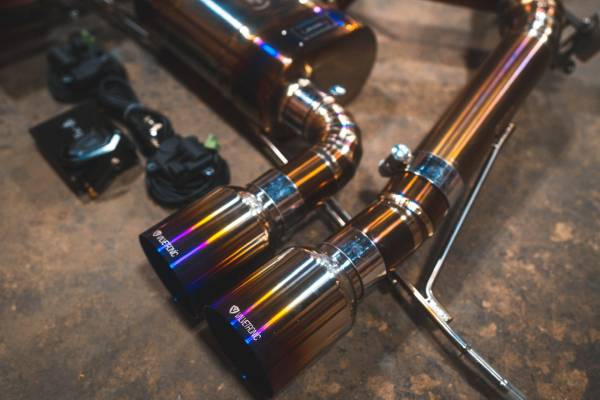 Valvetronic Designs - Valvetronic Designs Universal Exhaust Tips VTD.TIP.SW.25.40.TIBRT