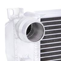 Mishimoto - Mishimoto MMRAD-E46-323A Mishimoto 99-06 BMW 323i/323i/328i/330i w/ Auto Transmission Performance Aluminum Radiator - Fits select 1999-2009 BMW models - Image 1